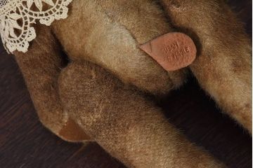 アンティーク雑貨　Susan Weber-Nagle(スーザン・ウェーバー・ネーグル)　レースがお洒落なテディベア