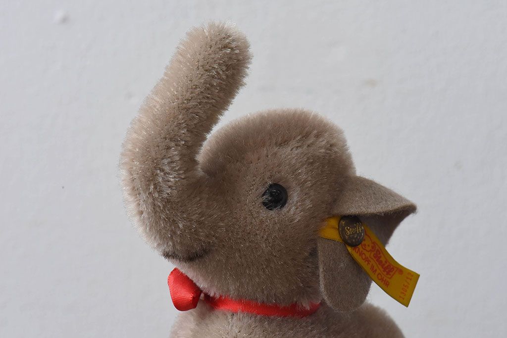 アンティーク雑貨　ビンテージ　シュタイフ社　ゾウのぬいぐるみ(人形)