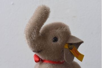 アンティーク雑貨　ビンテージ　シュタイフ社　ゾウのぬいぐるみ(人形)