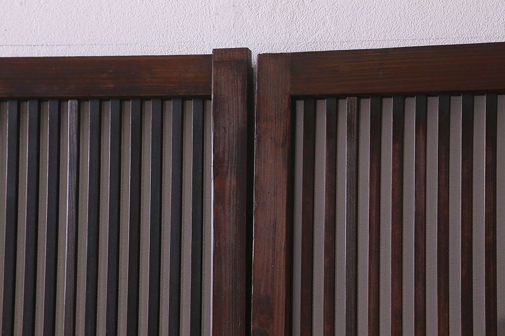 和製アンティーク　細かな格子が美しい　ガラス入り格子戸(引き戸、建具)4枚組