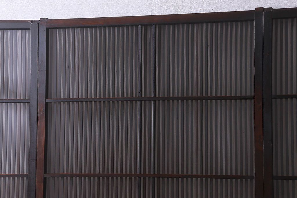 和製アンティーク　細かな格子が美しい　ガラス入り格子戸(引き戸、建具)4枚組