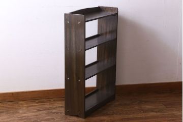 レトロ家具　昭和レトロ　ラワン材　深みのある色合いが魅力的な本棚(ディスプレイラック、飾り棚)