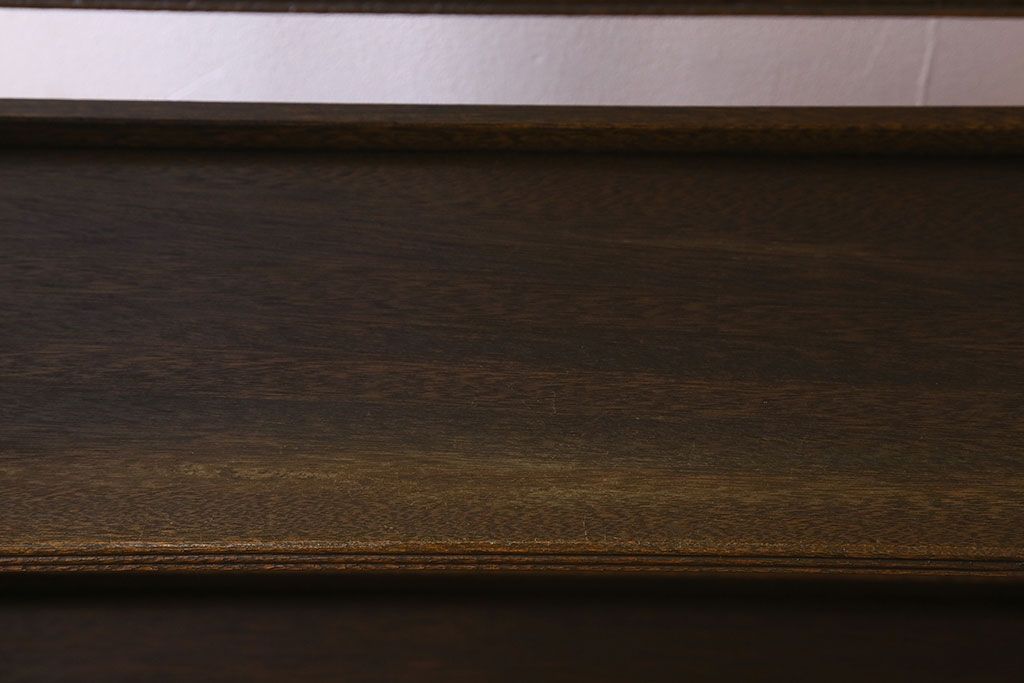 レトロ家具　昭和レトロ　ラワン材　深みのある色合いが魅力的な本棚(ディスプレイラック、飾り棚)