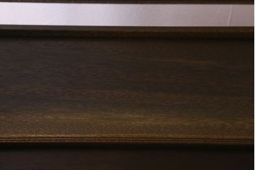 レトロ家具　昭和レトロ　ラワン材　深みのある色合いが魅力的な本棚(ディスプレイラック、飾り棚)