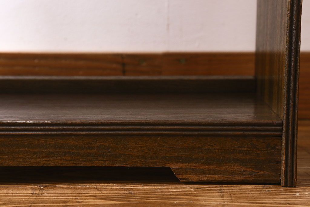 レトロ家具　昭和レトロ　ラワン材　深みのある色合いが魅力的な本棚(ディスプレイラック、飾り棚)