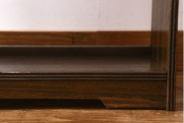 レトロ家具　昭和レトロ　ラワン材　深みのある色合いが魅力的な本棚(ディスプレイラック、飾り棚)