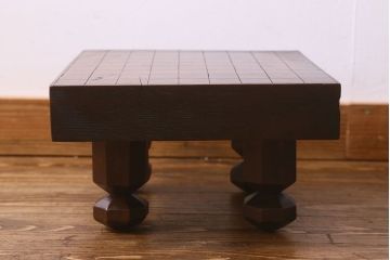 アンティーク雑貨　和製アンティーク　総ケヤキ材　はっきりとした木目が魅力的な将棋盤(花台、飾り台)