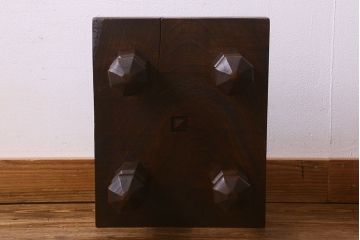 アンティーク雑貨　和製アンティーク　総ケヤキ材　はっきりとした木目が魅力的な将棋盤(花台、飾り台)