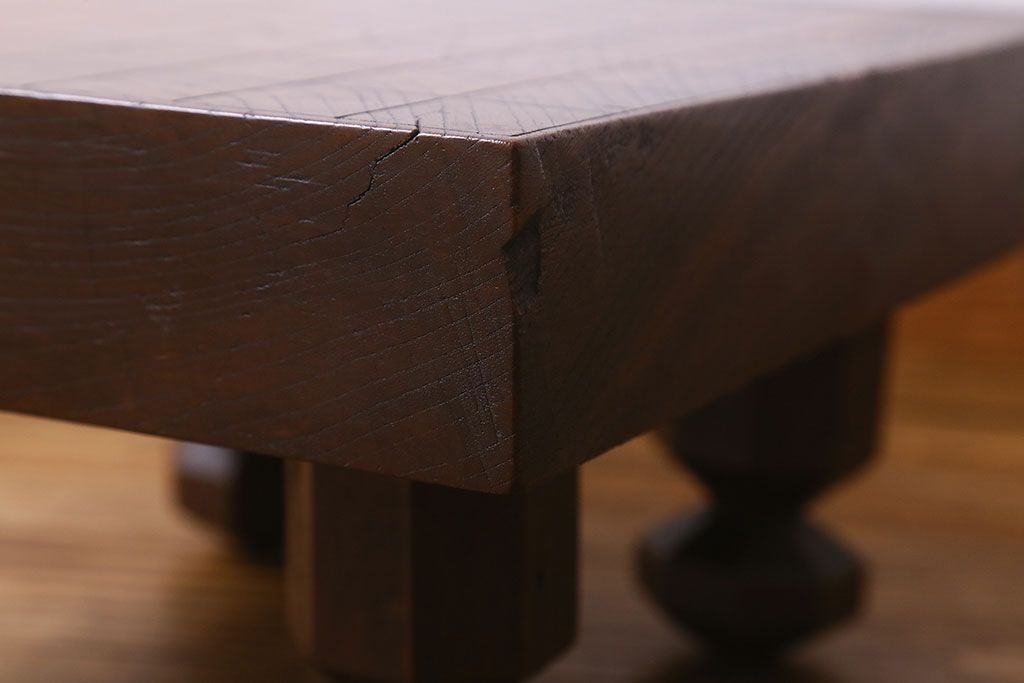 アンティーク雑貨　和製アンティーク　総ケヤキ材　はっきりとした木目が魅力的な将棋盤(花台、飾り台)