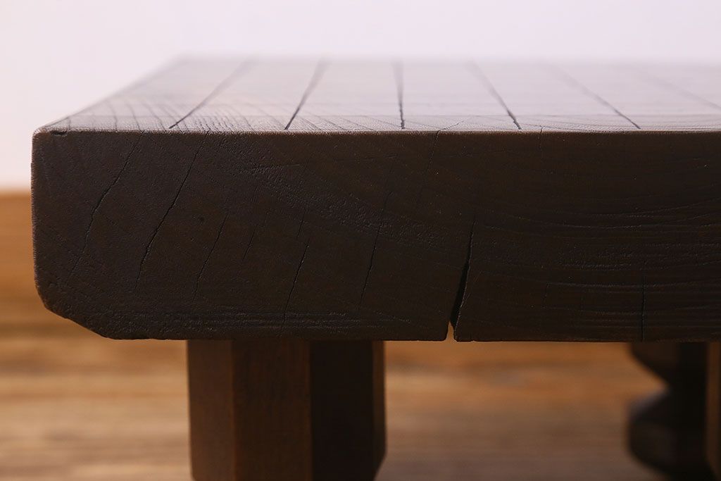 アンティーク雑貨　和製アンティーク　総ケヤキ材　はっきりとした木目が魅力的な将棋盤(花台、飾り台)