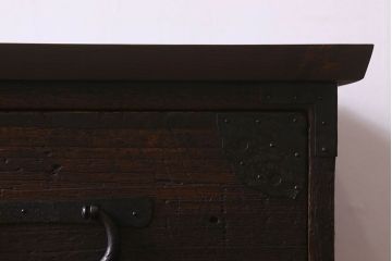 アンティーク家具　和製アンティーク　桐材　古い木の質感が味わい深いタンスローチェスト(衣装箪笥、引き出し、桐箪笥、桐たんす)