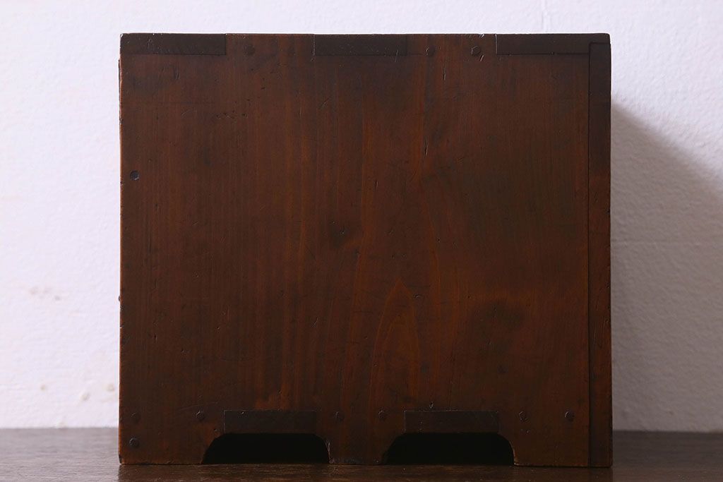 アンティーク雑貨　和製アンティーク　ヒノキ材　味わい深い風合いの小引き出し(小物収納、小物入れ)