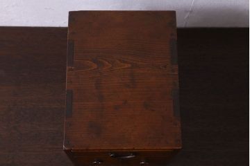 アンティーク雑貨　和製アンティーク　ヒノキ材　味わい深い風合いの小引き出し(小物収納、小物入れ)