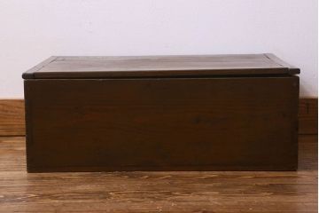 アンティーク雑貨　和製アンティーク　シンプルなデザインが魅力的な収納箱(小物収納、木箱)