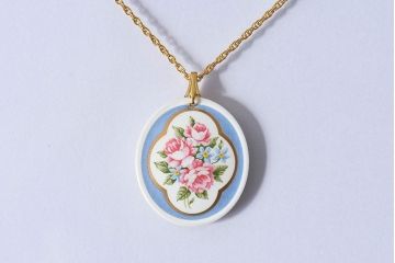 アンティーク雑貨　AVON(エイボン)　ビンテージネックレス