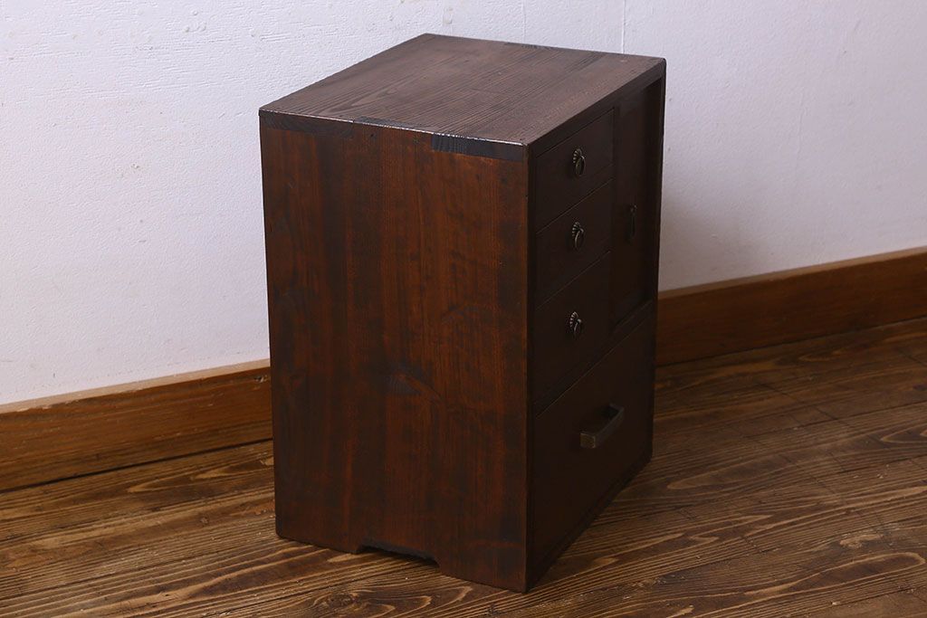 アンティーク雑貨　和製アンティーク　慳貪扉付き　シックな雰囲気漂う小引き出し(小物収納、小物入れ)