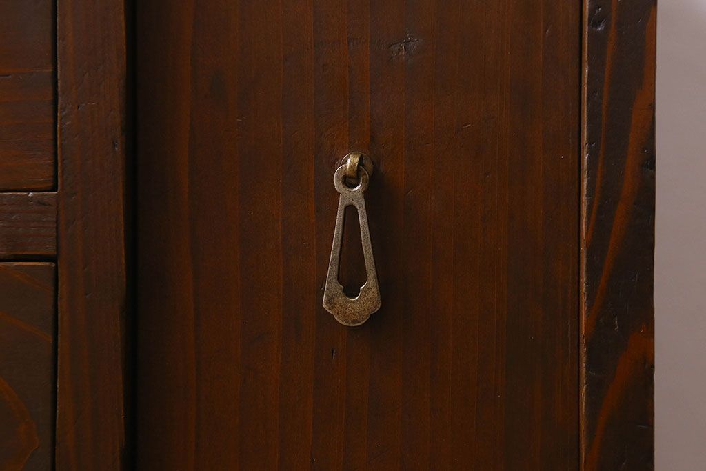 アンティーク雑貨　和製アンティーク　慳貪扉付き　シックな雰囲気漂う小引き出し(小物収納、小物入れ)