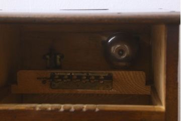 アンティーク雑貨　和製アンティーク　からくり付き小引き出し(卓上収納、小物入れ)