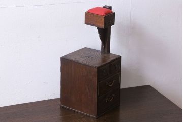 アンティーク雑貨　和製アンティーク　栗材　懐かしい雰囲気漂う古い針箱(小引き出し)