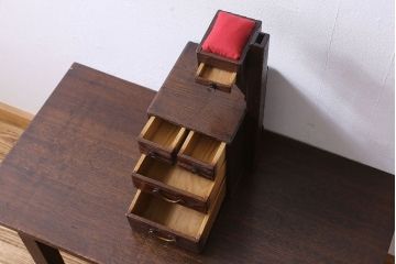 アンティーク雑貨　和製アンティーク　栗材　懐かしい雰囲気漂う古い針箱(小引き出し)