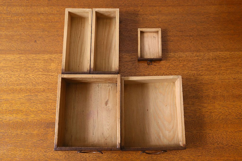 アンティーク雑貨　和製アンティーク　栗材　懐かしい雰囲気漂う古い針箱(小引き出し)