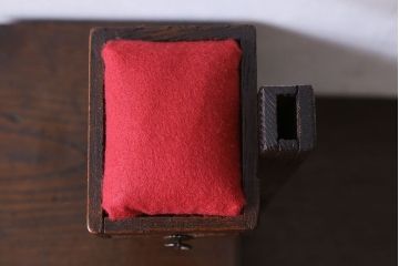 アンティーク雑貨　和製アンティーク　栗材　懐かしい雰囲気漂う古い針箱(小引き出し)