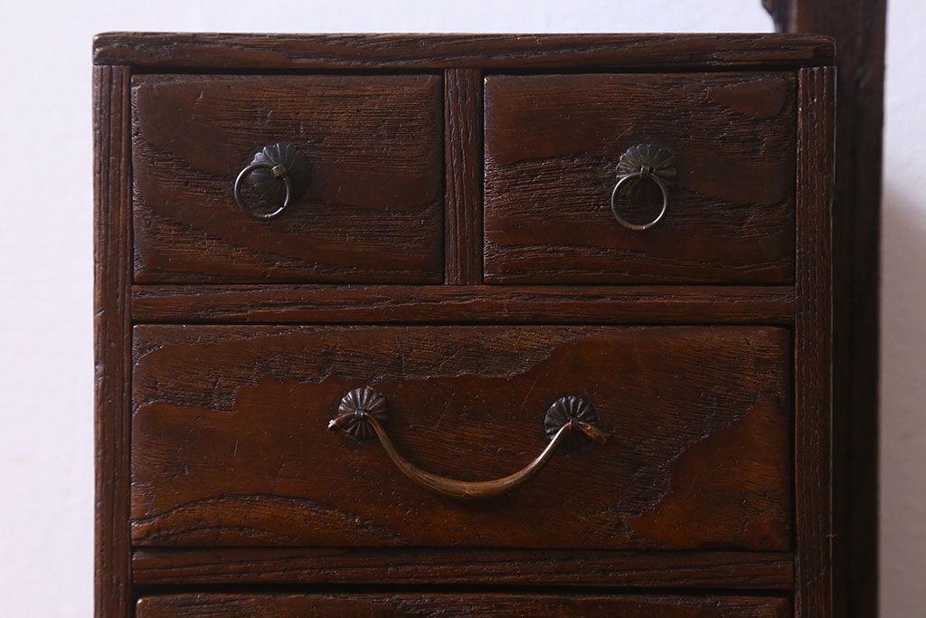 アンティーク雑貨　和製アンティーク　栗材　懐かしい雰囲気漂う古い針箱(小引き出し)