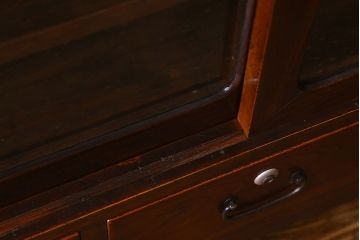 レトロ家具　昭和レトロ　漆塗りが美しい鉄脚付き箪笥ローボード(収納棚、ローチェスト、テレビボード)