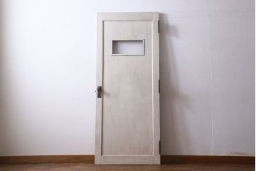 ペイント建具　モールガラス入り　ナチュラルな雰囲気が魅力的な木製ドア(扉)