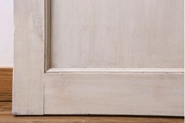 ペイント建具　モールガラス入り　ナチュラルな雰囲気が魅力的な木製ドア(扉)