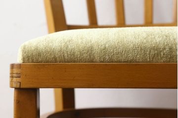 ヴィンテージ家具　イギリスビンテージ　温かみのある雰囲気漂うブナ材のチェア(椅子、ダイニングチェア、イス、英国)(1)(R-026415)