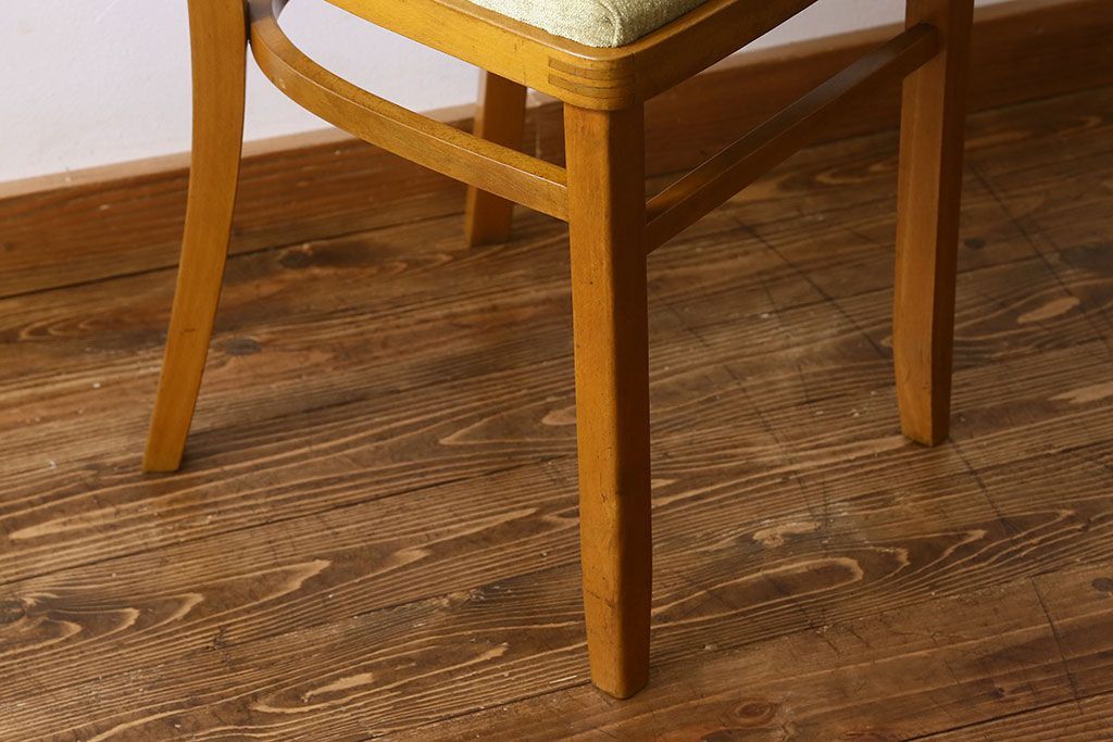 ヴィンテージ家具 イギリスビンテージ 温かみのある雰囲気漂うブナ材のチェア(椅子、ダイニングチェア、イス、英国)(2)(R-026416)