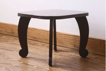 アンティーク雑貨　和製アンティーク　総ケヤキ材　天板の玉杢が美しい花台(飾り台)