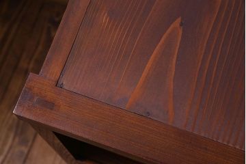 アンティーク家具　和製アンティーク　前面ケヤキ材　落ち着いた色合いが魅力的なキャビネット(戸棚、食器棚、収納棚、本箱)