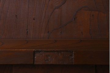 極上品　総ケヤキ材　美しい漆塗りが魅力的な新潟産アンティーク蔵戸(建具、玄関戸)