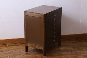 アンティーク家具　和製アンティーク　シックな雰囲気漂うナラ材のサイドチェスト(引き出し、書類収納)