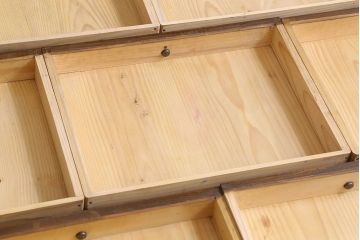 アンティーク家具　和製アンティーク　シックな雰囲気漂うナラ材のサイドチェスト(引き出し、書類収納)