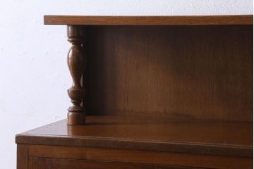レトロ家具　レトロガラス入り!上品な佇まいのアンティークブックケース(本箱、収納棚、食器棚)
