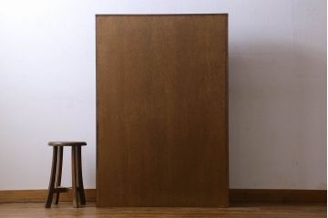 レトロ家具　レトロガラス入り!上品な佇まいのアンティークブックケース(本箱、収納棚、食器棚)