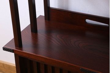 中古　伝統民芸家具　岩谷堂　欅材の杢目が美しい飾り棚2号(収納棚)(定価約28万円)