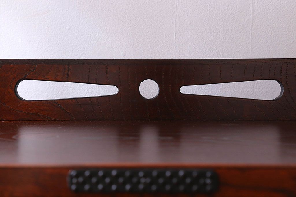 中古　伝統民芸家具　岩谷堂　欅材の杢目が美しい飾り棚2号(収納棚)(定価約28万円)