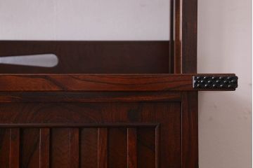 中古　伝統民芸家具　岩谷堂　欅材の杢目が美しい飾り棚2号(収納棚)(定価約28万円)