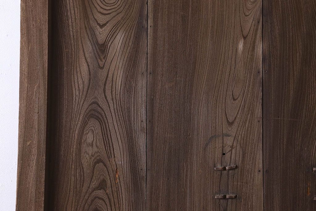 和製アンティーク　総ケヤキ材　特大　味わいのある風合いの門扉(蔵戸、建具、玄関戸)(1)