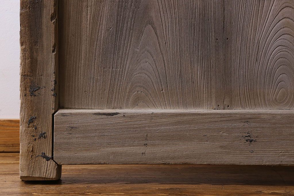 和製アンティーク　総ケヤキ材　特大　味わいのある風合いの門扉(蔵戸、建具、玄関戸)(2)