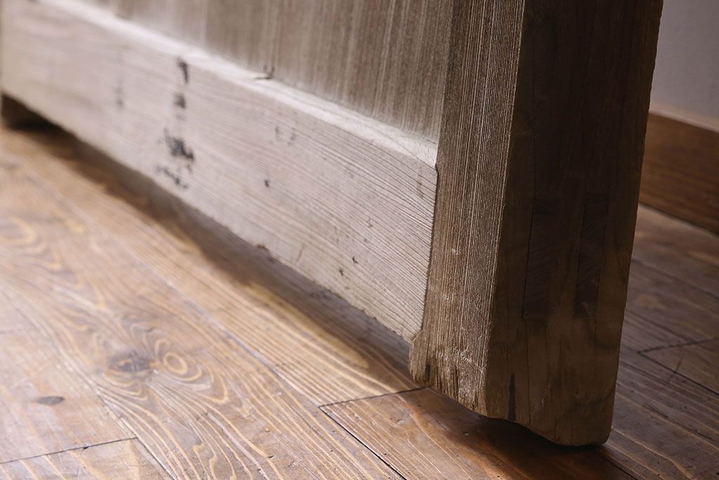 和製アンティーク　総ケヤキ材　特大　味わいのある風合いの門扉(蔵戸、建具、玄関戸)(2)