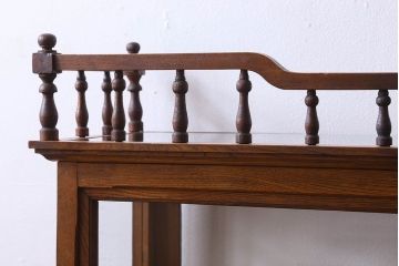 アンティーク家具　和製アンティーク　天飾りがおしゃれな栓材のショーケース(ガラスケース、陳列棚、飾り棚)