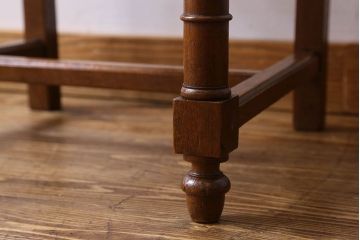 アンティーク家具　フランスアンティーク　本革　優美なデザインのダイニングチェア(椅子、イス)