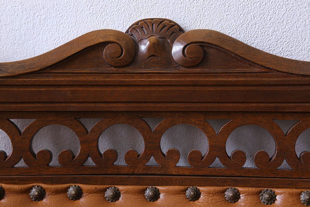 アンティーク家具　フランスアンティーク　本革　優美なデザインのダイニングチェア(椅子、イス)(1)