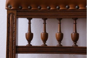 アンティーク家具　フランスアンティーク　本革　優美なデザインのダイニングチェア(椅子、イス)(1)