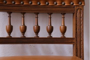 アンティーク家具　フランスアンティーク　本革　優美なデザインのダイニングチェア(椅子、イス)(1)